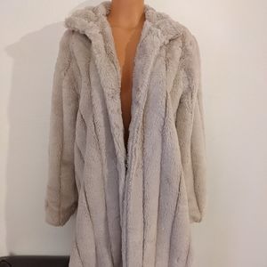 Faux fur jacket Large